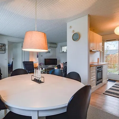 3 Bedroom Beautiful In Slagelse